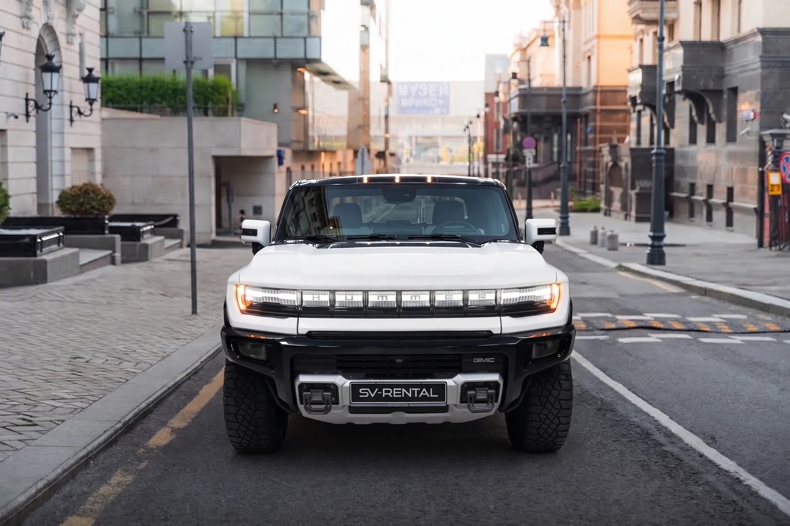 GMC Hummer EV фото 3