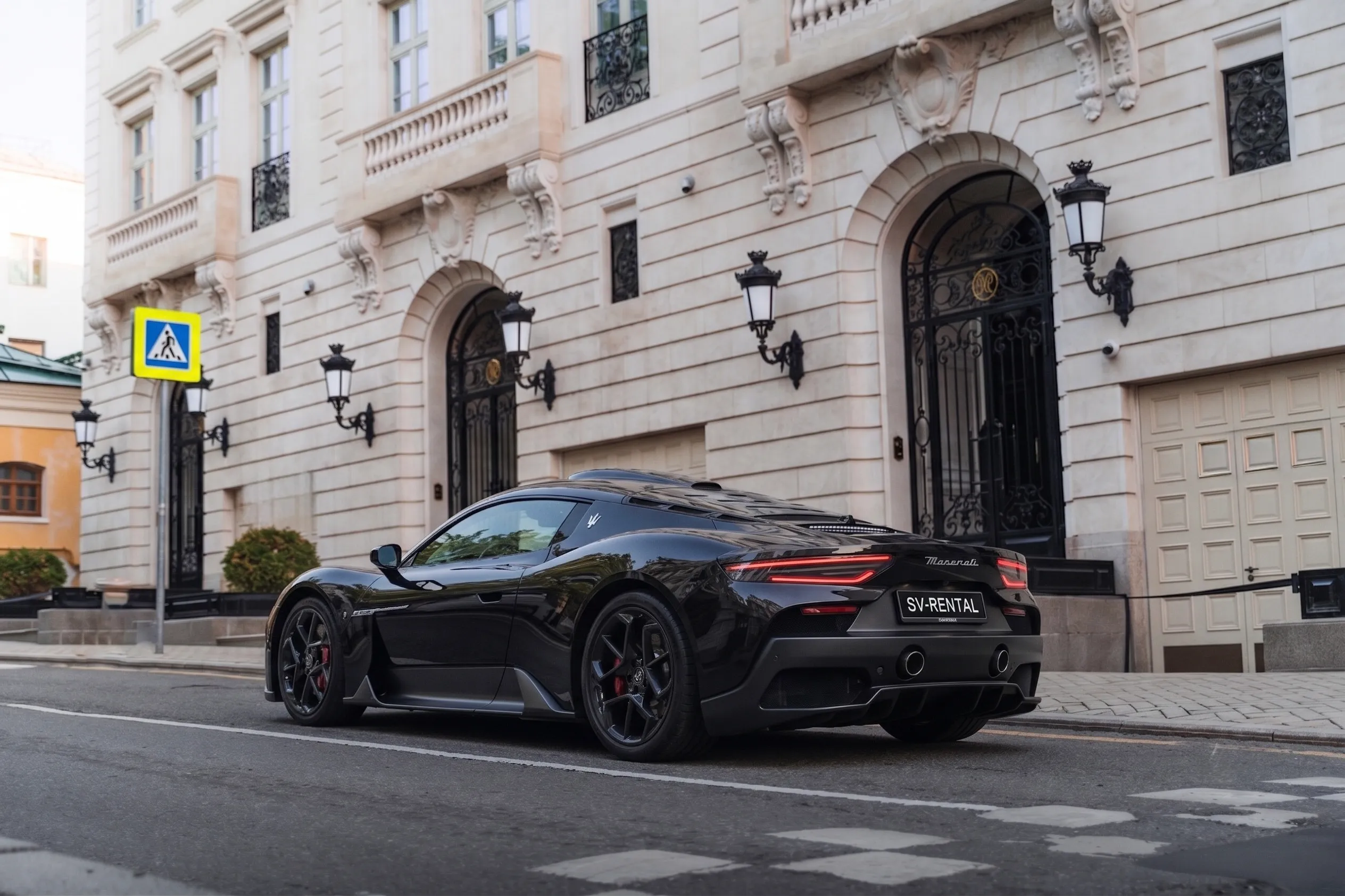 Maserati MC20 фото 2