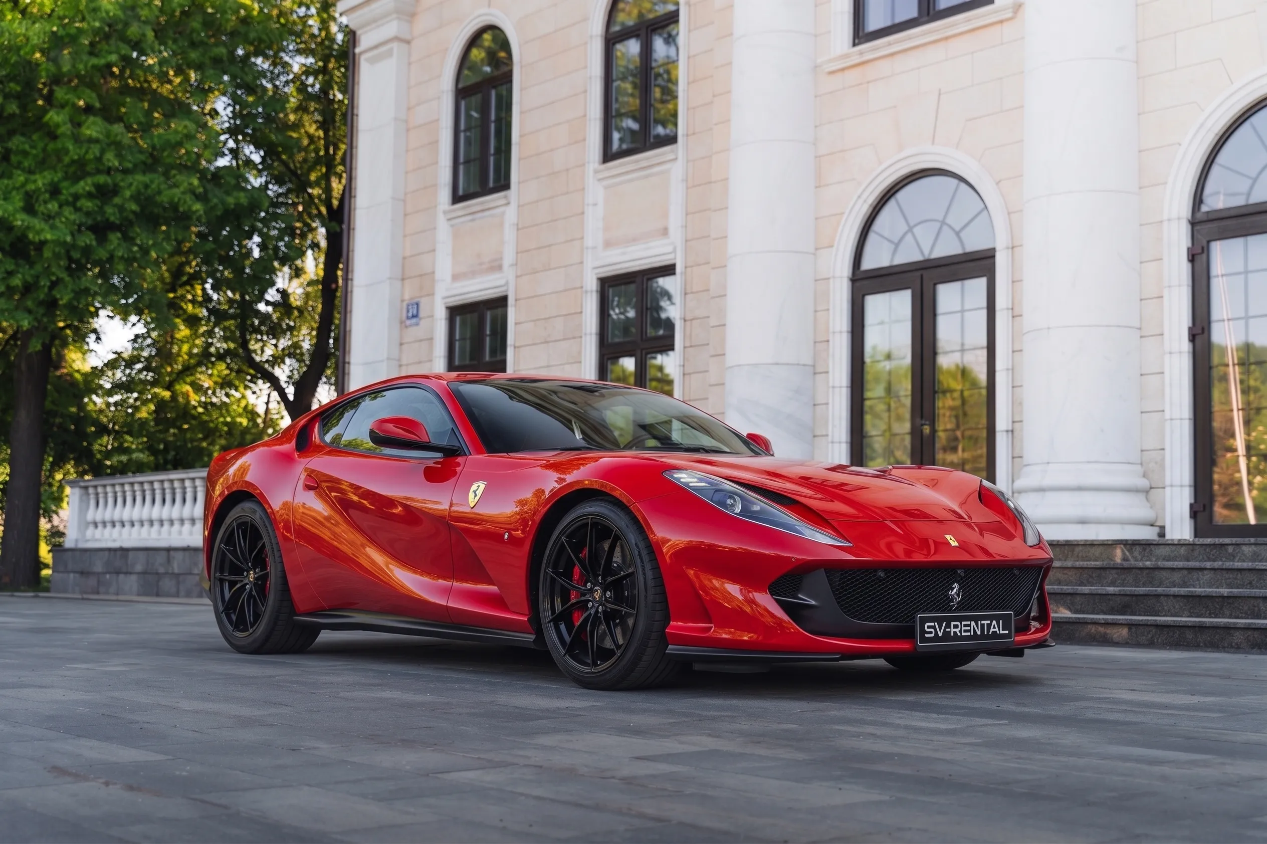Ferrari 812 Superfast фото 4