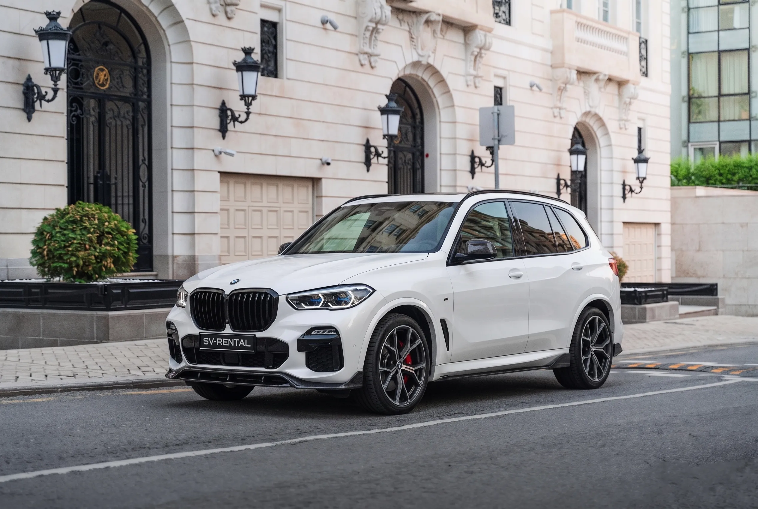 BMW X5 40i фото 1