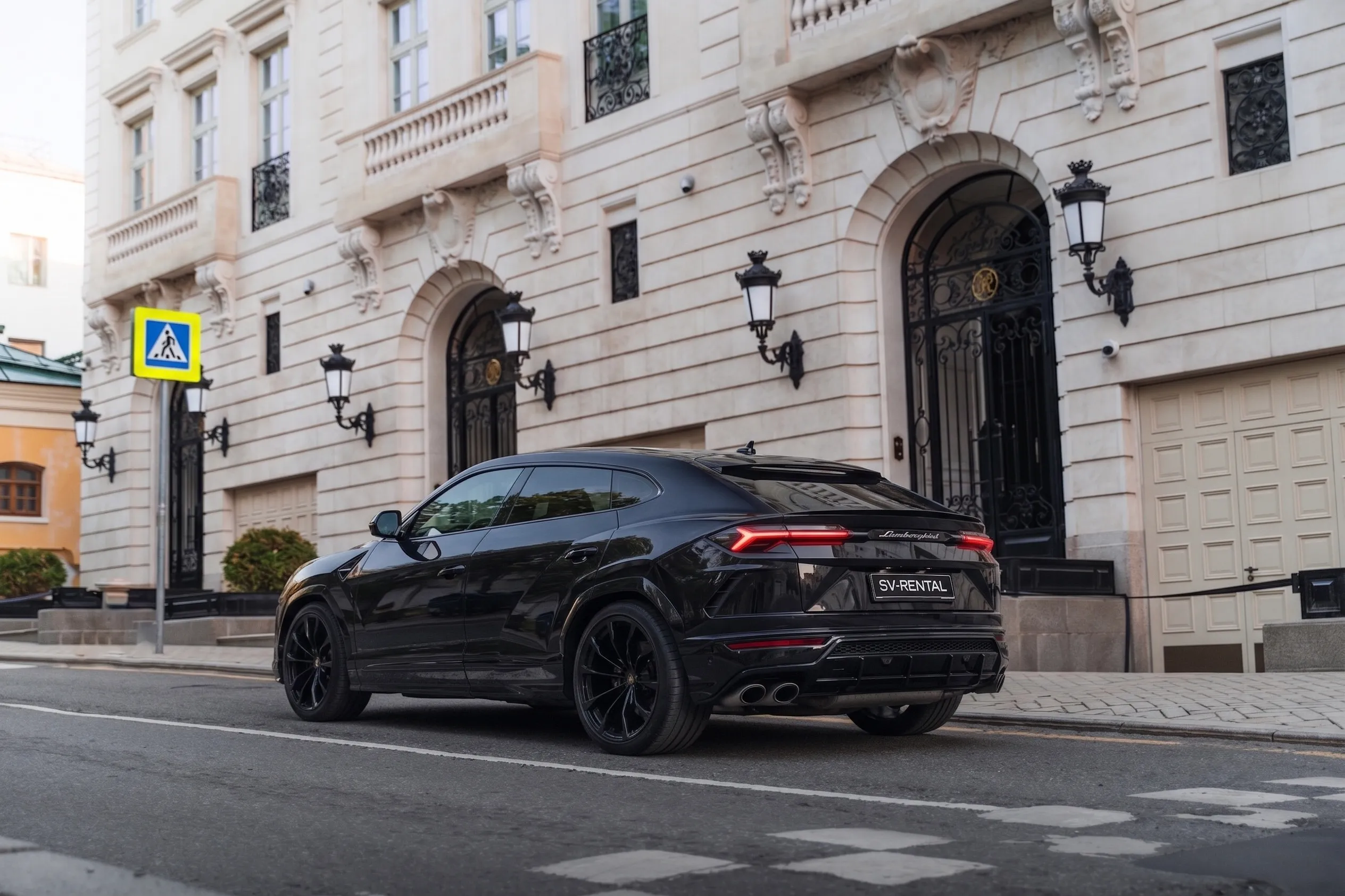 Lamborghini Urus фото 2
