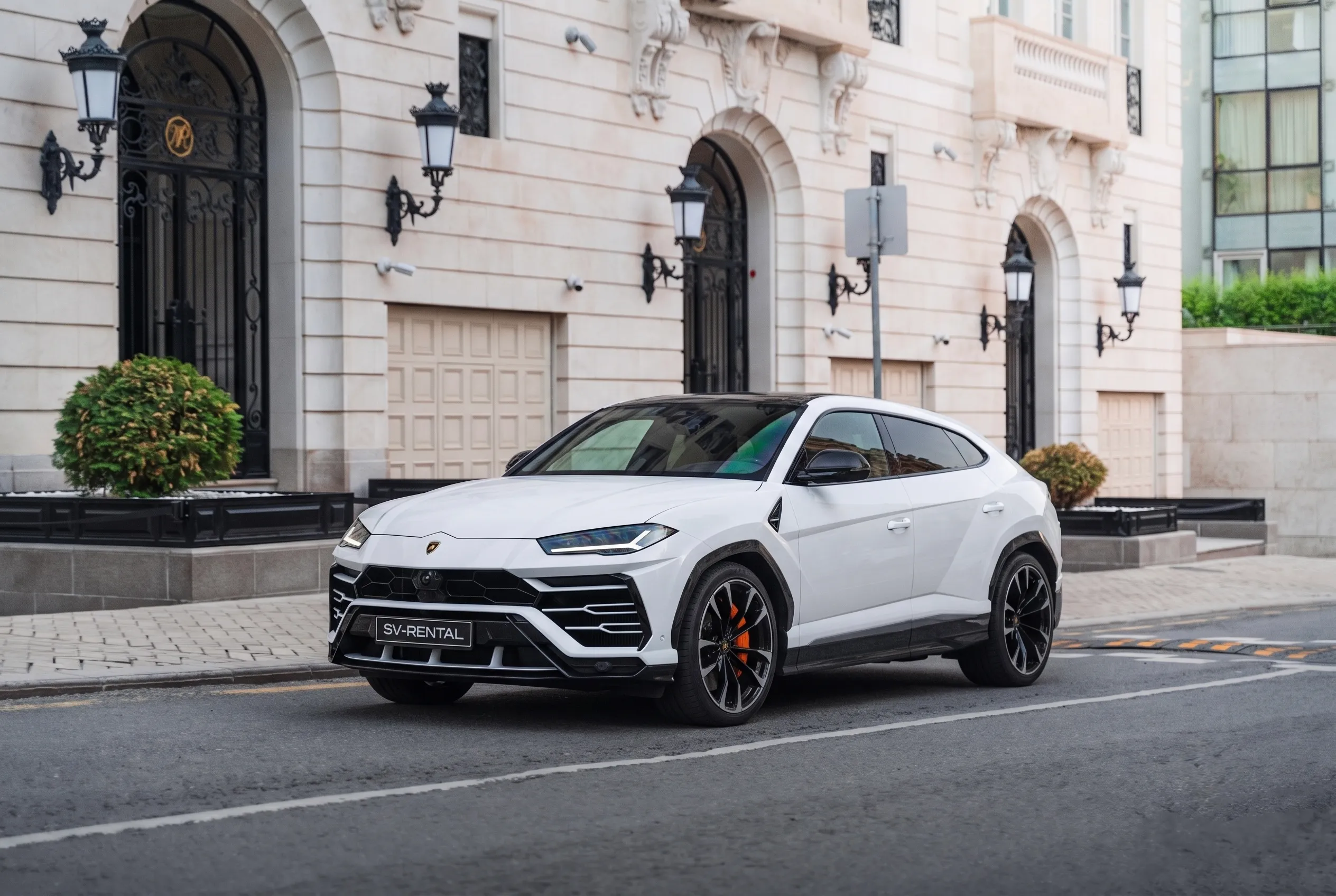 Lamborghini Urus White
