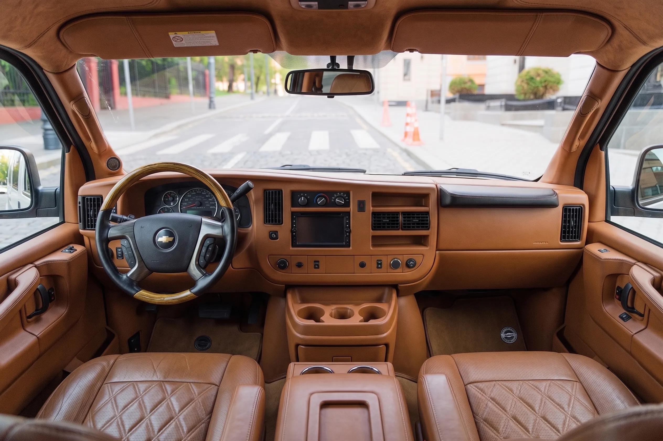 Chevrolet Express фото 3