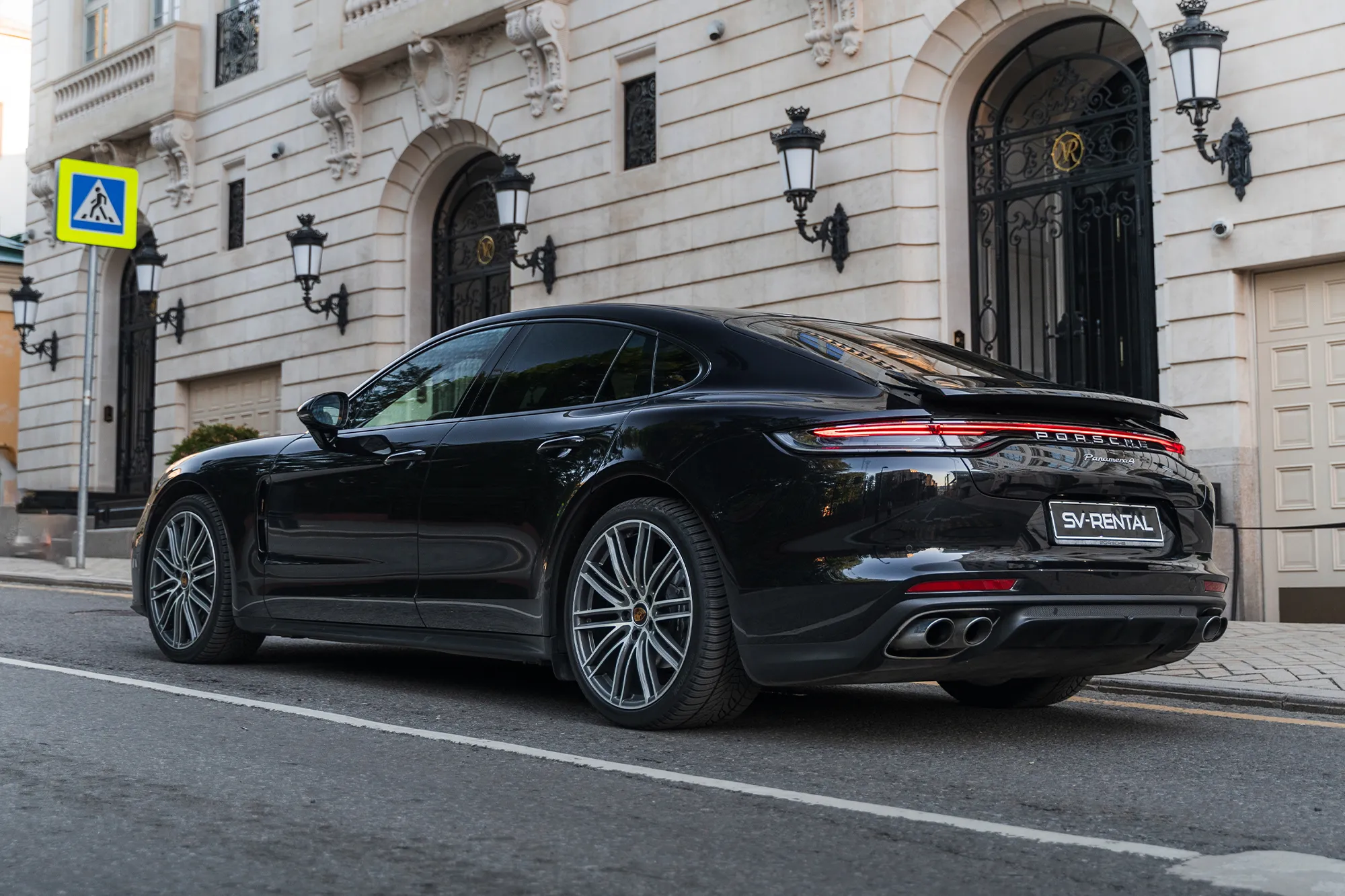 Porsche Panamera 4 фото 4