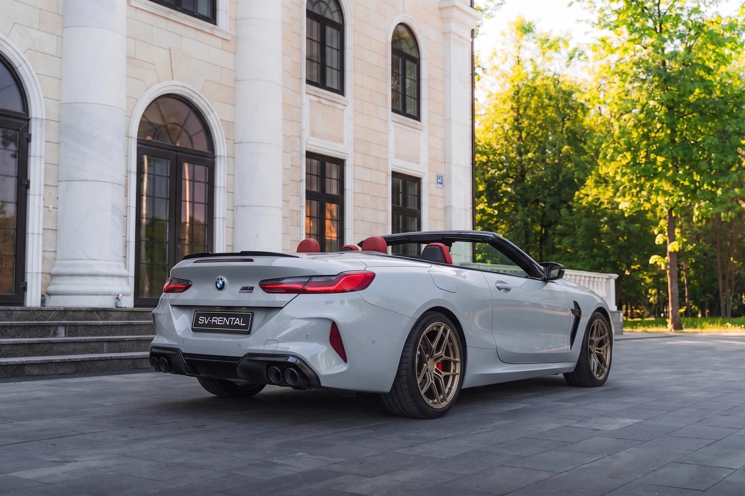 BMW M8 Cabrio фото 5