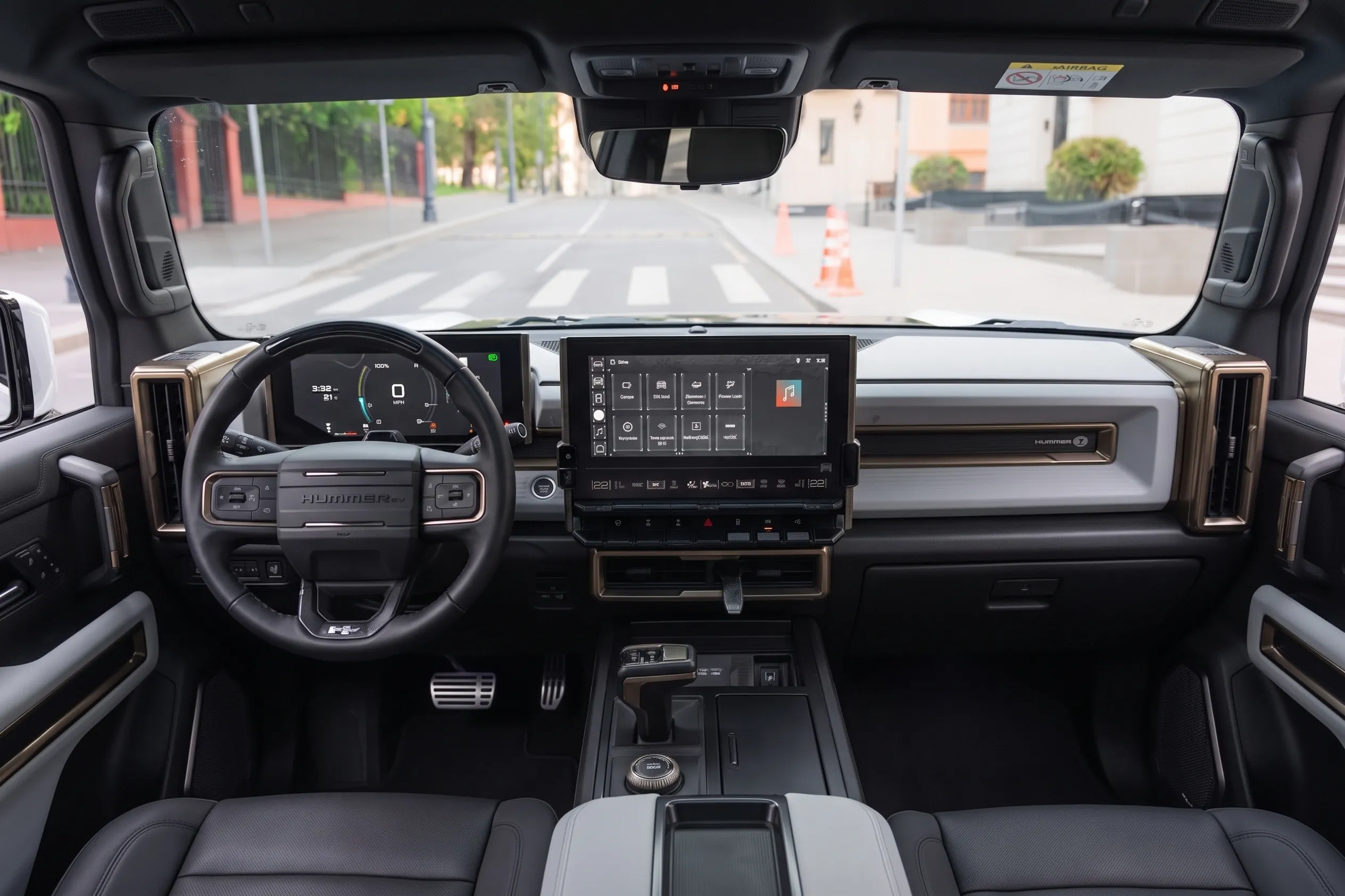 GMC Hummer EV фото 5