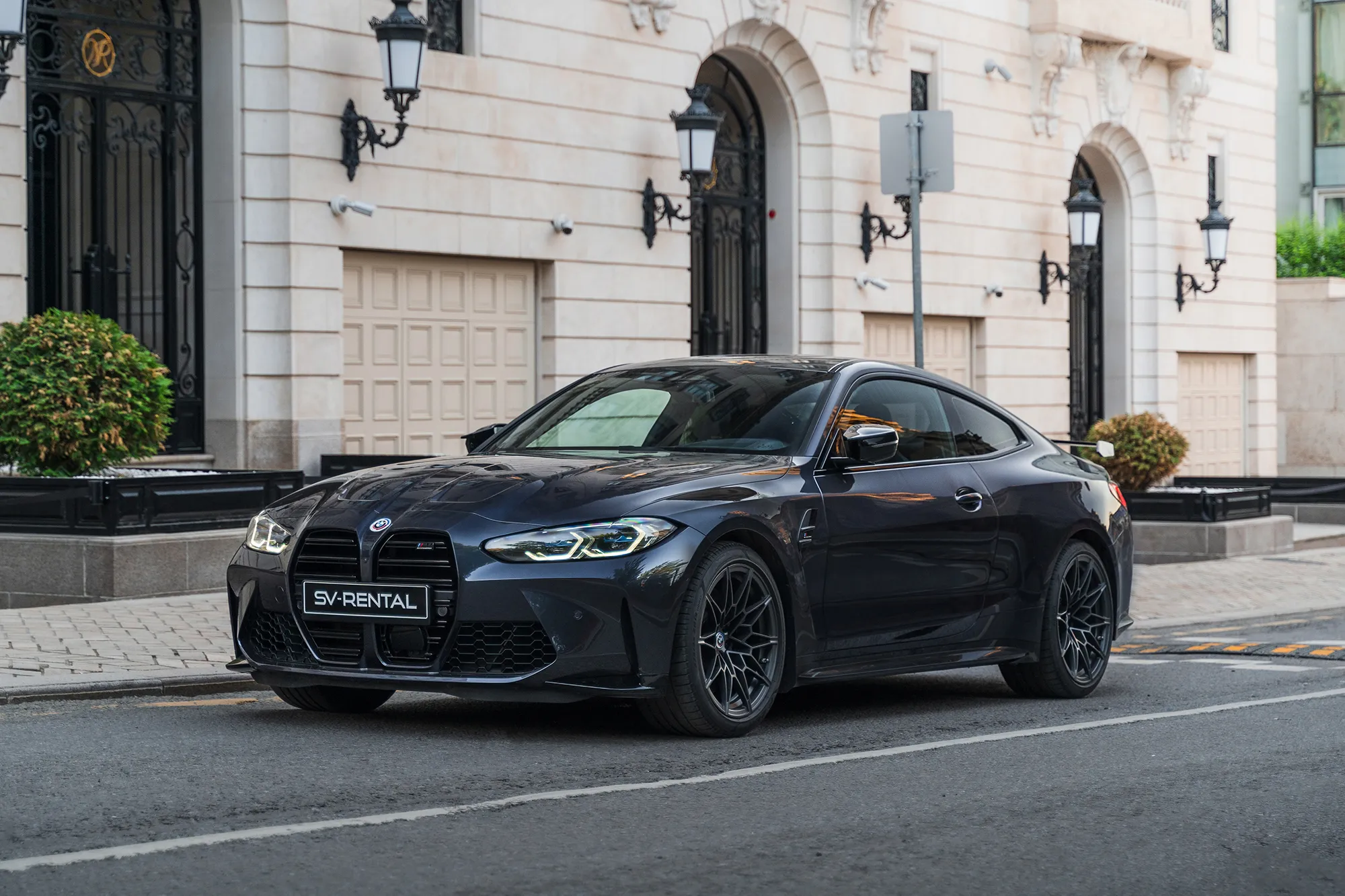BMW M4 Jahre Edition фото 1