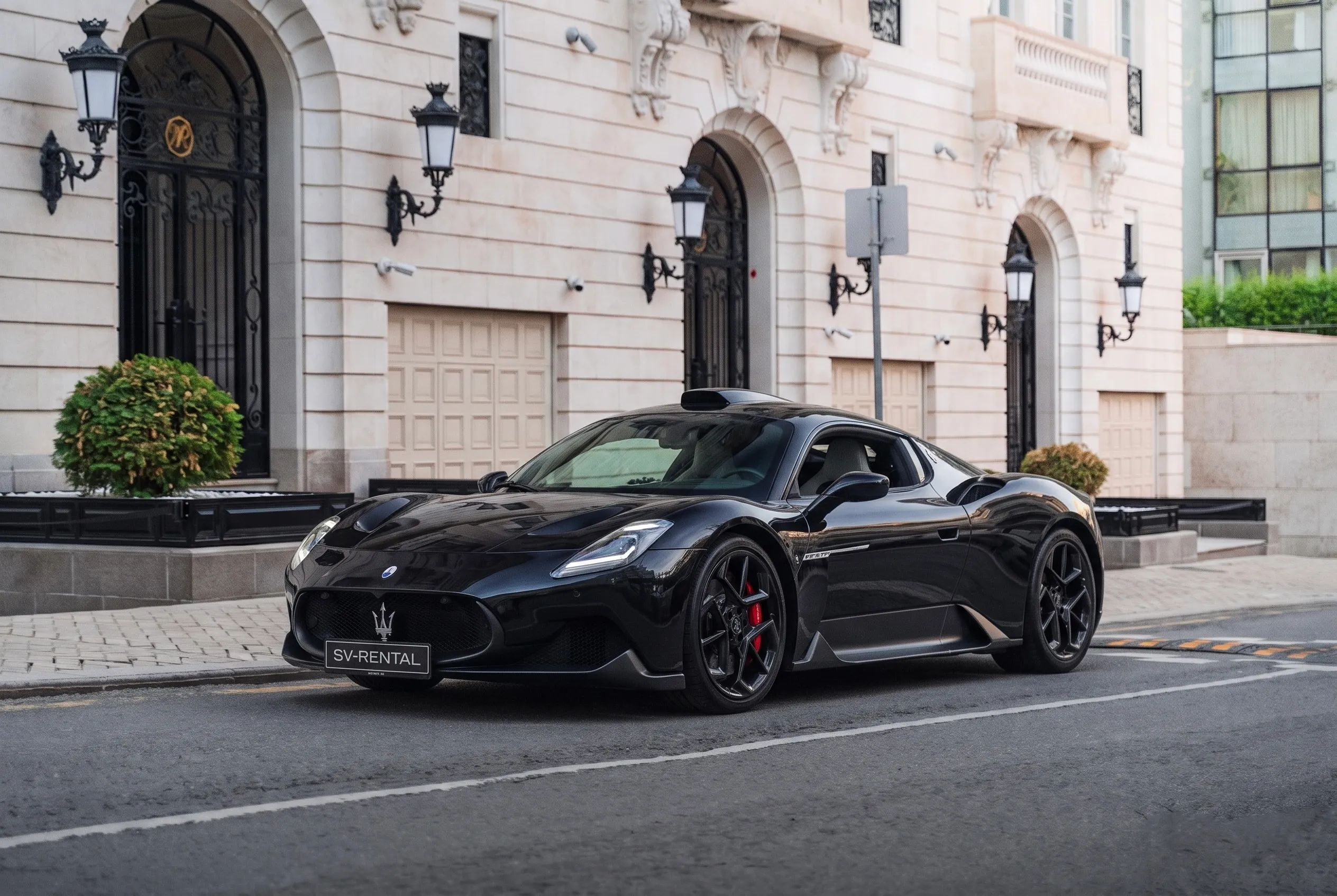 Maserati MC20 фото 1