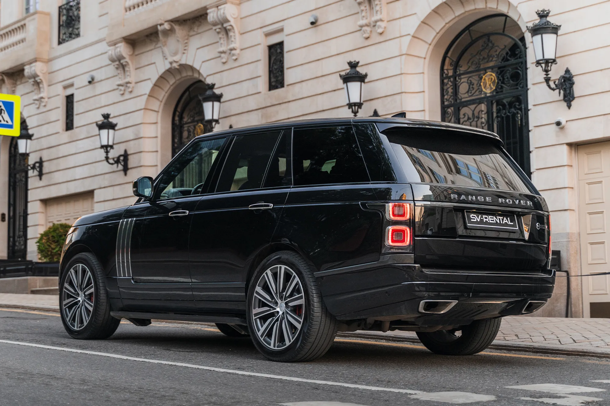 Range Rover SVAutobiography фото 4