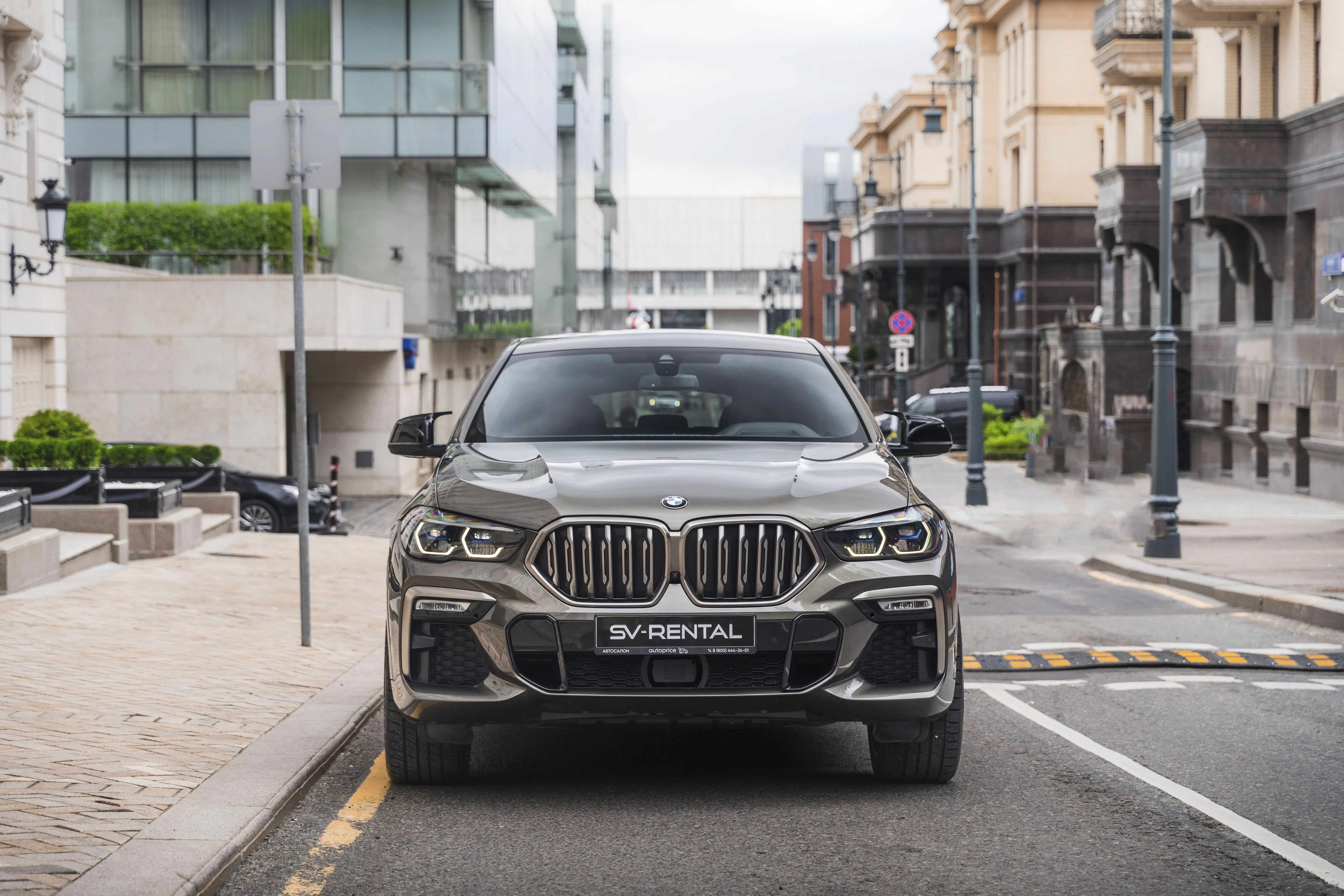 BMW X6 M50i фото 3