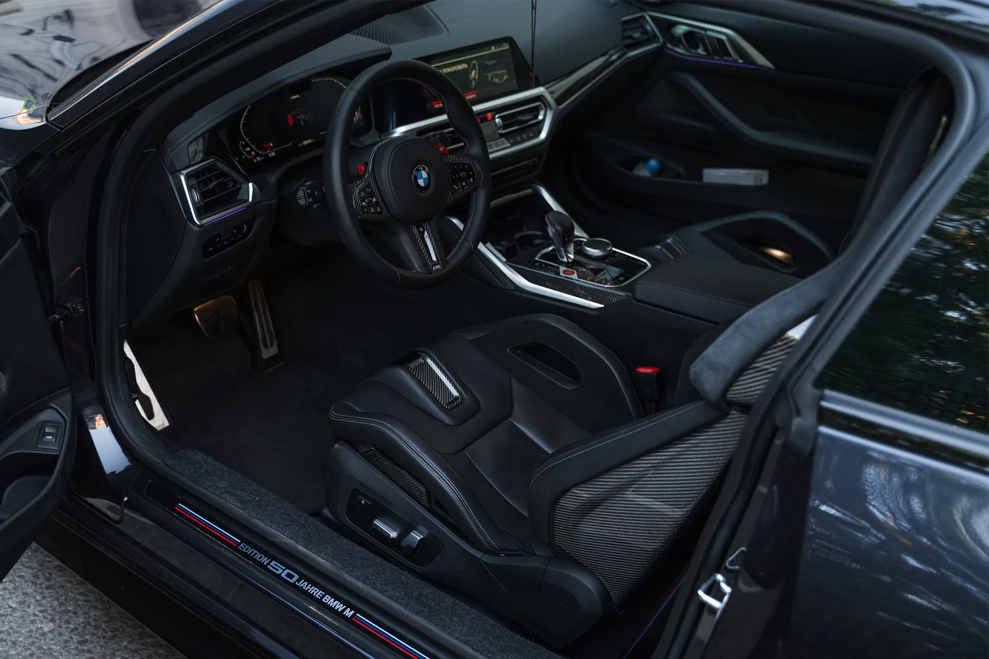 BMW M4 Jahre Edition фото 6